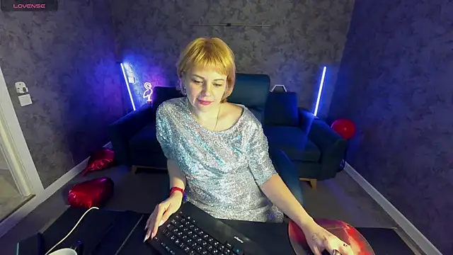 AmaraNights' Webcam Show