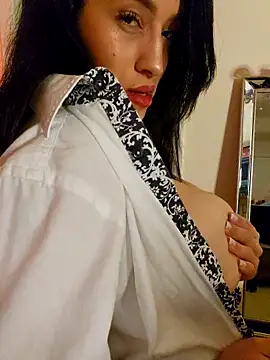 BustyxVixen's Live XXX Chat