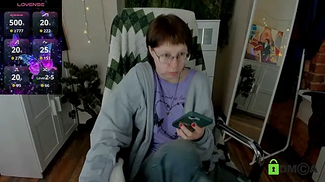 Melissa_Wells: онлайн-секс-чат