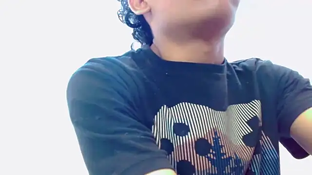 Онлайн чат XXX DaviidBuckx_