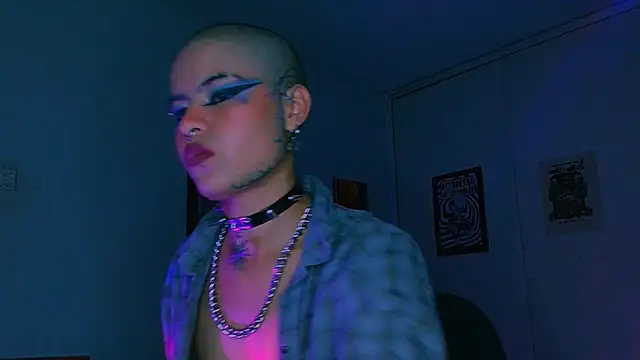 alex_one888n Live XXX chat