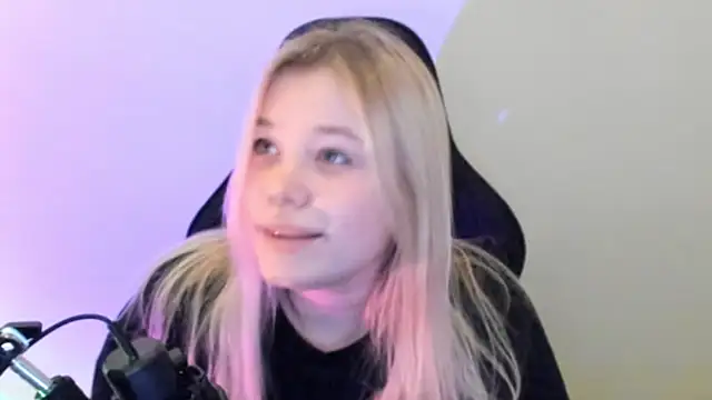 XXX chat uživo modela Lulu_Di