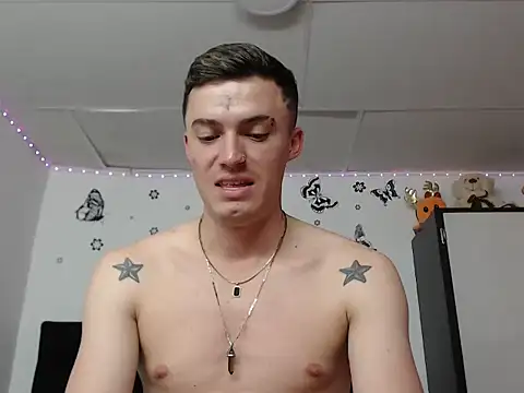 Chatroom XXX en direct de Ken_bigcock77