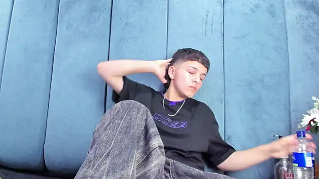 Chat +18 de Megan_Thompson_ ao vivo