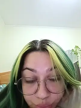 Dulcedeanis élő XXX-chatje