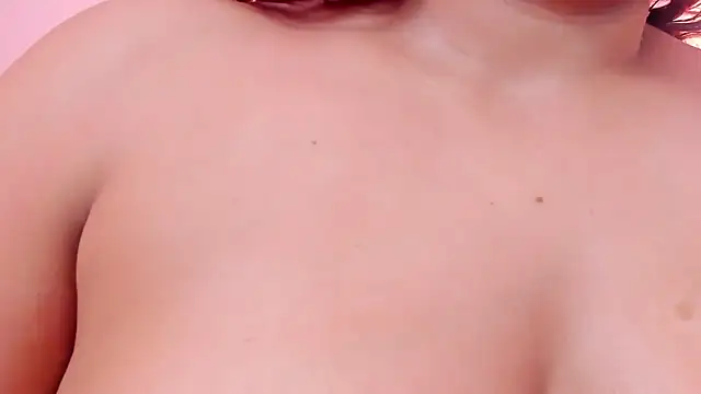 XXX chat uživo modela neferet_opal