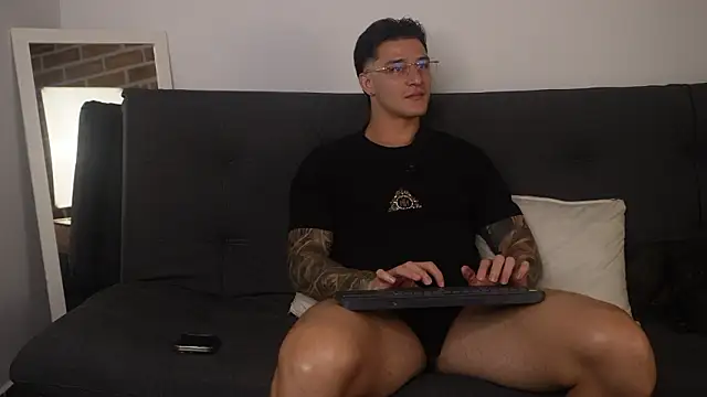 Dominick_walker live XXX chat