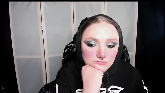 XXX chat uživo modela YourDyingBride