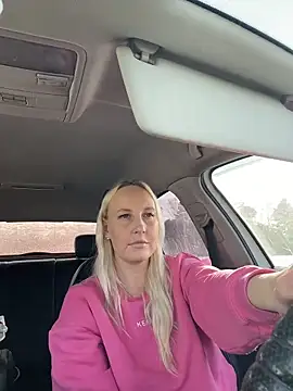 MerlinDave élő XXX-chatje