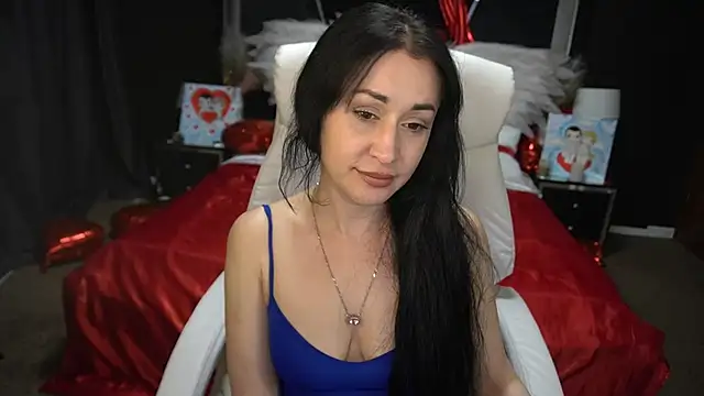 CarolinaaFoxyyy élő XXX-chatje