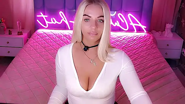 AllwaysHotJ webkamerás műsora