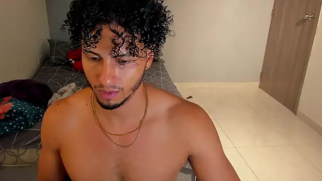 Kris_Khalifa69 现场XXX聊天