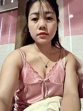 Ngocmai_lazdyのライブXXXチャット