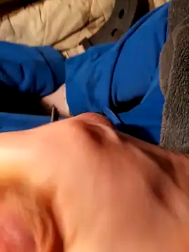 lambi123 Adlı Modelin Canlı XXX Sohbeti