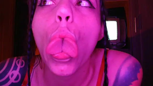 i_am_nina_ Chat XXX in diretta