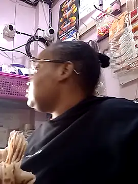 دردشة Goddess_of_Hearts الجنسية المباشرة