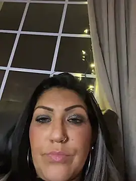 LittleMissEeve Adlı Modelin Canlı XXX Sohbeti