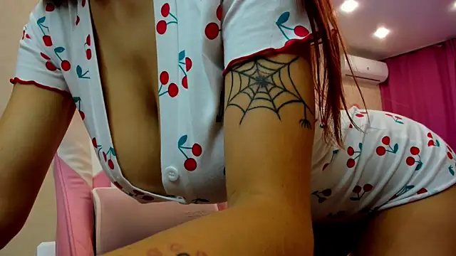 Živý XXX chat RedLipse