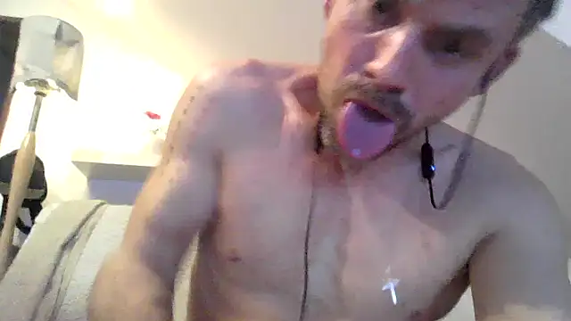 CambitchboyのライブXXXチャット