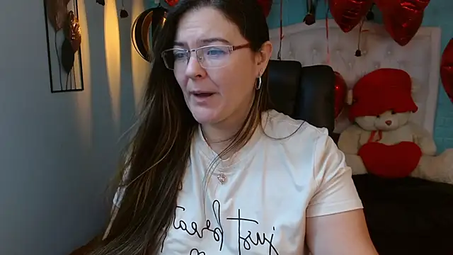 MsJossie Chat XXX live