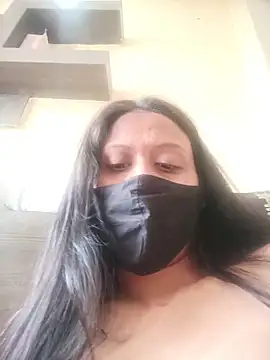 indianshycouple's Live XXX Chat