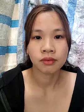 mit0-77 élő XXX-chatje