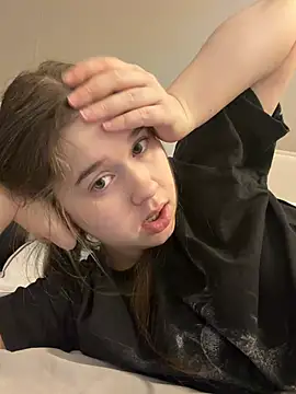 Czat XXX na żywo – HornyGirlH