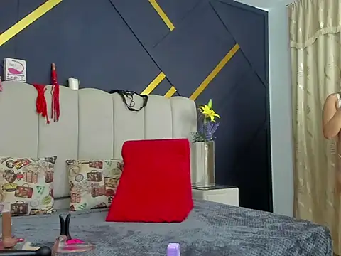 ShanellDiaz_ Adlı Modelin Canlı XXX Sohbeti