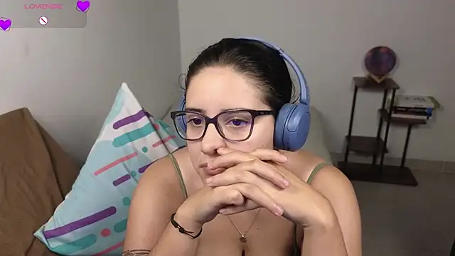 blue__moon_ live XXX chat