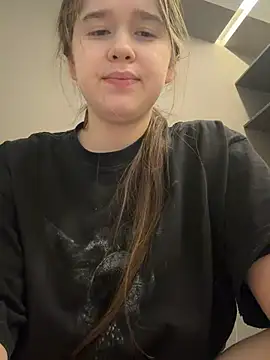 HornyGirlH: απευθείας συνομιλία ΧΧΧ