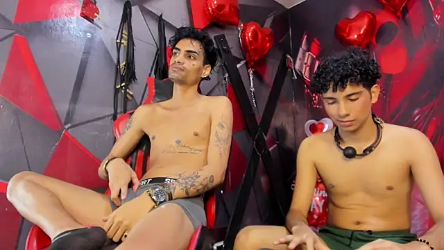 Gay_Red_Room élő XXX-chatje