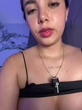 دردشة KyleXBrown الجنسية المباشرة