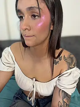 Chat +18 de Isabella-Teen ao vivo