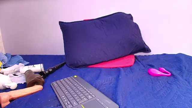 Pertunjukan Kamera Web melany_roberts_