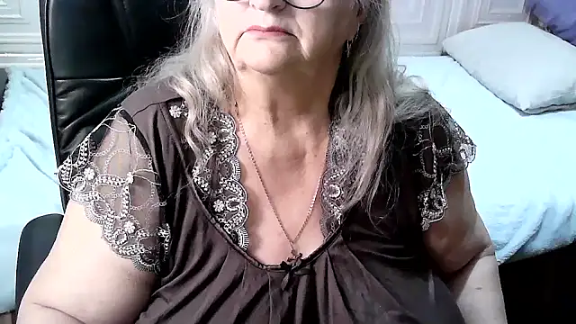 LolkaAlyss' Live XXX Chat