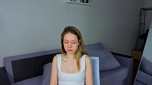 Mini_Allice webcam show