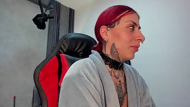 selene_red_ Live XXX Chat