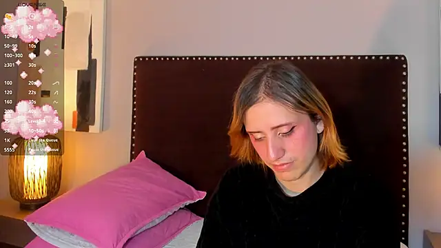 seraphine_star's Webcam Show