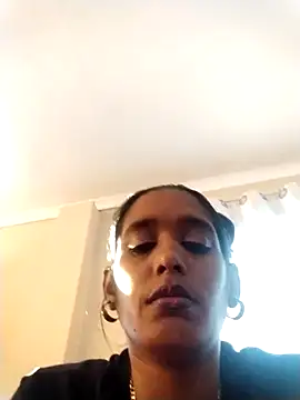 XXX chat uživo modela Baby_P