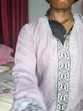 Chat +18 de NicRaisaa ao vivo