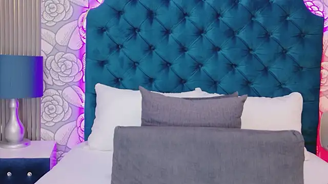 Chat +18 de HazelMoret ao vivo