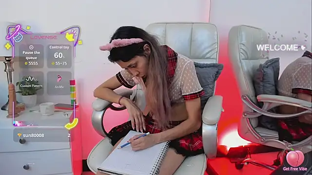 Chat +18 de Goddess__Lilith ao vivo