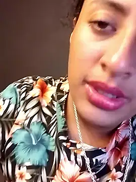 Chat +18 de Churitos69 ao vivo