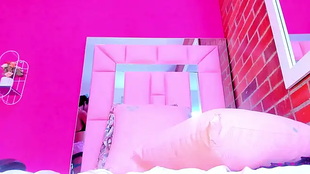 Chatroom XXX en direct de Baby_doll_XOXO