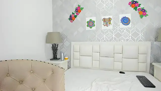 naia_cox Chat XXX in diretta