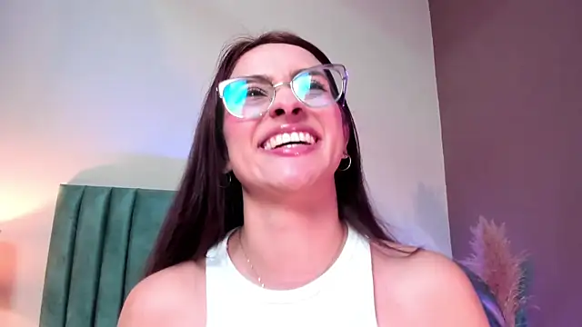 XXX chat uživo modela AndraCyruss