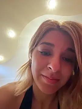 Unforgettable_ket's Live XXX Chat