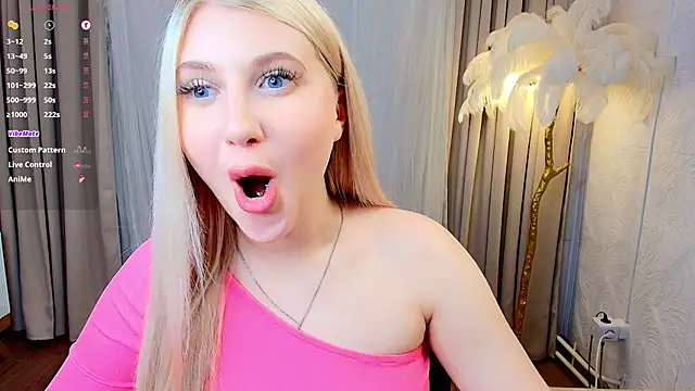 Evacadooo Show Webcam