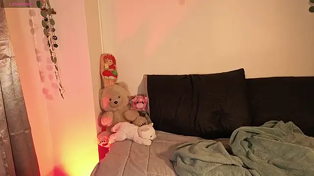 دردشة GaiaJoness الجنسية المباشرة