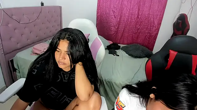 Tatihot69 Webcam Show